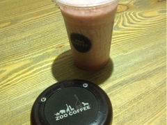 草莓酸奶昔-ZOO COFFEE(中信广场店)