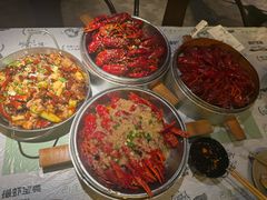 -巴厘龙虾·榜首油焖大虾(音乐学院·沿江酒馆店)