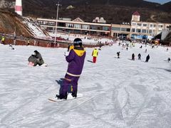 -蓟洲国际滑雪场