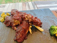 秘制猪肋排配薯条-Supine Bistro溯泮餐厅