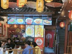 -东来菜馆•手抓海鲜家常菜•海鲜锅贴(鸽子窝店)