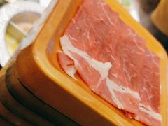-牛YO寿喜烧·铁板烧和牛火锅自助(市府恒隆店)