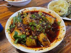 -中和裴氏蹄花(府河路店)