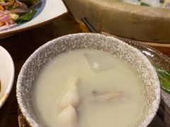 -滇香肴·云南菜蒸汽石锅鱼(云南北路店)