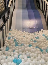 -MELAND CLUB亲子乐园·派对·餐厅(北京芳圆里ID MALL店)