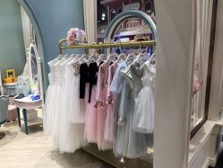 -奈尔宝·儿童乐园·亲子餐厅(华采天地店)