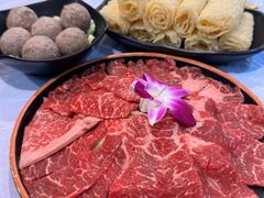 -鲜入围煮花胶鸡海鲜火锅