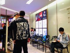 -三人行骨头王火锅(长寿店)