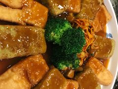 -花溪雨·森林餐厅(石基店)