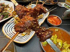-许哥东北烧烤·铁丳烤串·宫后夹肉(繁花中心店)