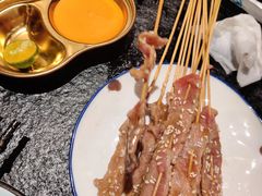 -何妹湿辣牛肉·粤式烧烤砂煲(桂雅路店)