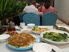 -旭璟酒家·传统粤菜·湘菜(逸景路店)