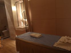 -苑苑vbeauty科技美容SPA