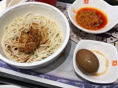 -东方既白(虹桥机场店)