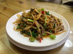 酸萝卜炒猪肚-穆鑫楼食府