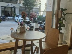 -Cafe on warm(丹霞店)