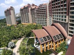 -三亚湾海居铂尔曼度假酒店