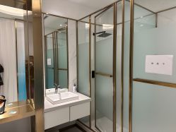 淋浴房-路堤·普拉提