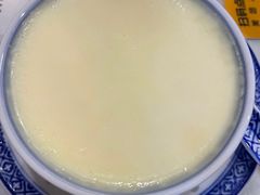 -广信牛奶甜品世家(台东店)