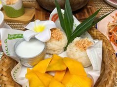 -小小集渔·泰式大排档(太古里香槟店)