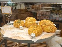 -皇冠幸福里动物奶油生日蛋糕(常青中路店)