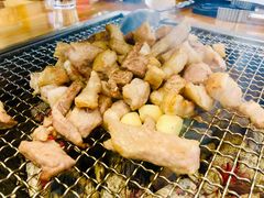 -肉甲韩国木炭烤肉(新壹街1店)