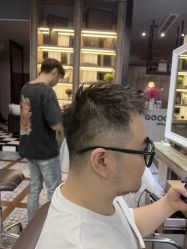 -QZHAIR SALON