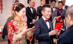 -艾朵婚纱