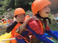 -安吉龙王山峡谷漂流