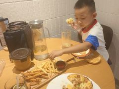 -必胜客(WOW昙华林店)