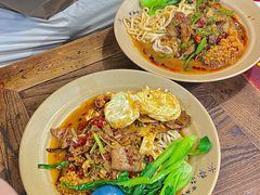 -方铲铲·成都板凳面(滨江银泰店)
