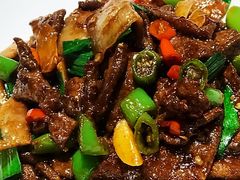 -鑫巴蜀小镇 · 水煮鱼专研店(玉桥店)
