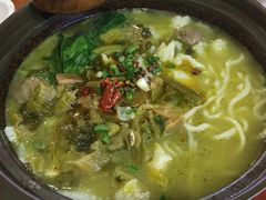 -周鱼小馆石锅酸菜鱼(活力汇店)