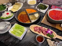 -热火朝天鲜切牛肉火锅(南强街巷店)
