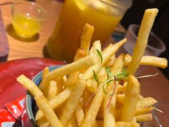 -绿茵阁西餐厅(佰港城店)