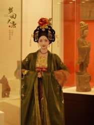 点击看大图 -美云庭古装·格格服汉服·京城旅拍(北京店)