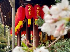 -龙华寺