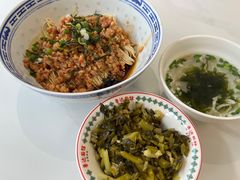 -鲁达面馆本帮风味(共康东路店)