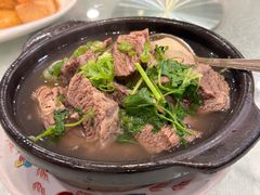 清汤牛肉煲-岭南小馆