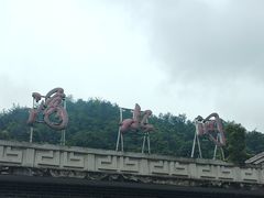 -滴水洞景区