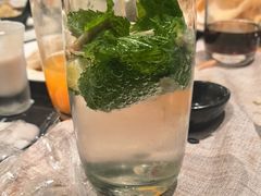 -东方红海鲜百汇(国际大厦店)