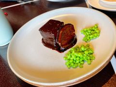 鲍鱼红烧肉-杭州西子湖四季酒店·金沙厅