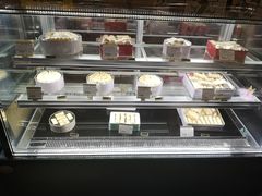 面包甜点陈列柜-家琳甜品(江南东店)