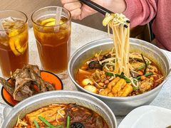 -汤小云火锅米线(钻汇广场店)