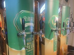 -街角等你.大连海鲜烧烤(西安路店)
