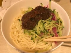 -黑八私房老北京炸酱面