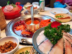 -周师兄大刀腰片火锅(磁器口直营店)