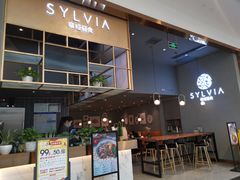 -POKEE VIA&Brunch·维娅(重庆来福士店)