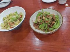 -湖南人家湘菜馆(镇江路店)