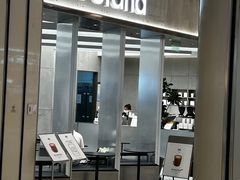 -M Stand(宁波万象城店)